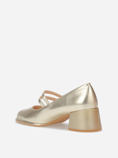 Babies à talon et bout carrés