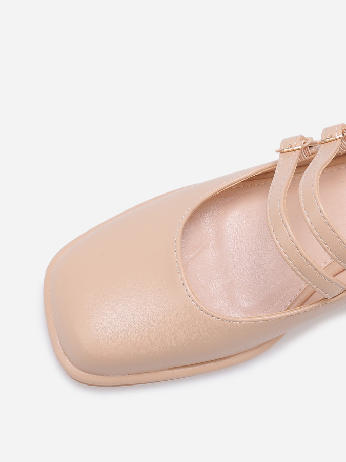 Babies à talon et bout carrés