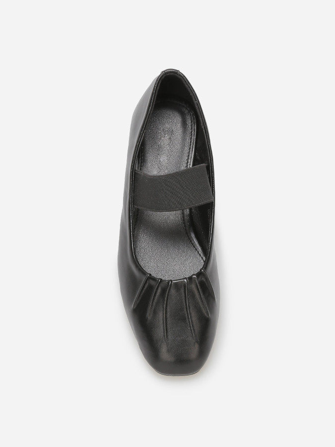 Ballerines en simili avec bride