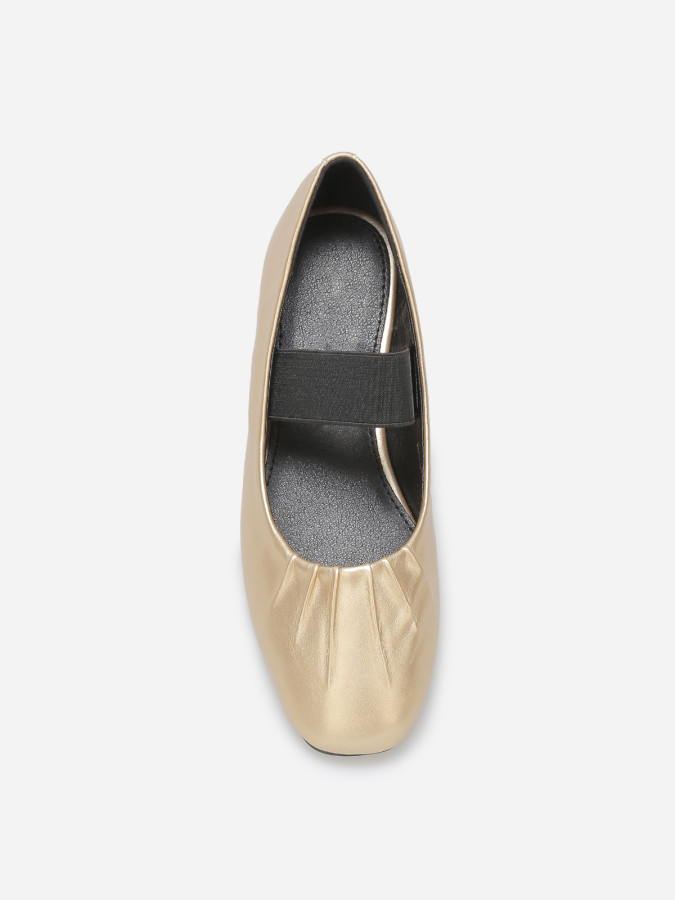 Ballerines en simili avec bride