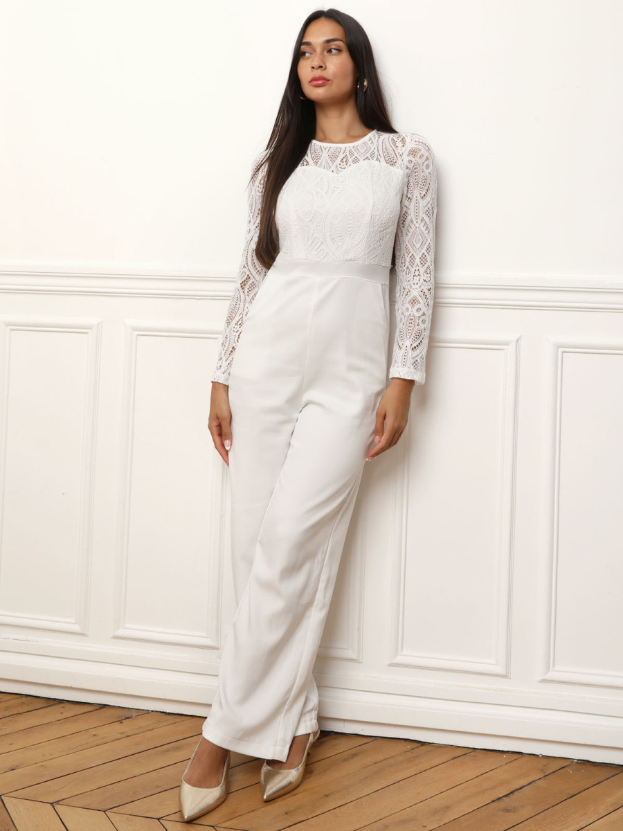 Combinaison avec buste en dentelle