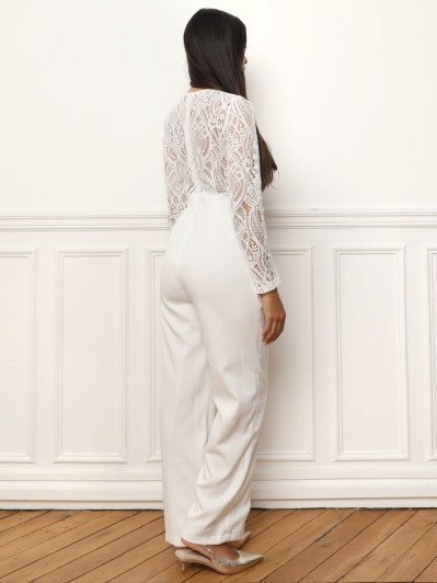 Combinaison avec buste en dentelle