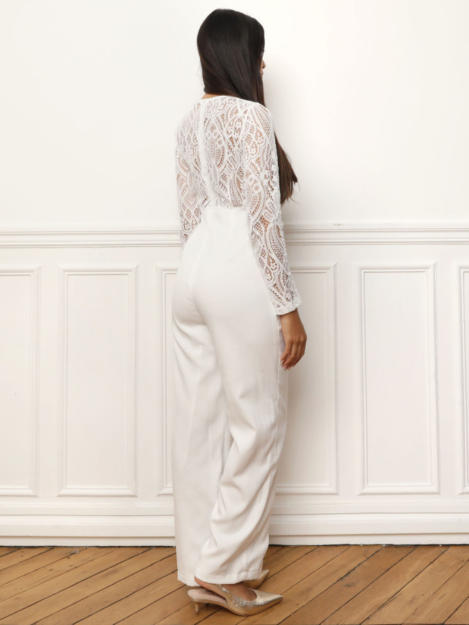 Combinaison avec buste en dentelle