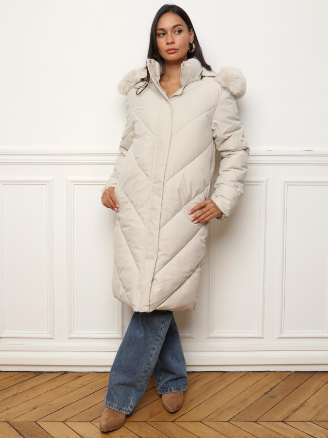 Doudoune à capuche en fausse fourrure