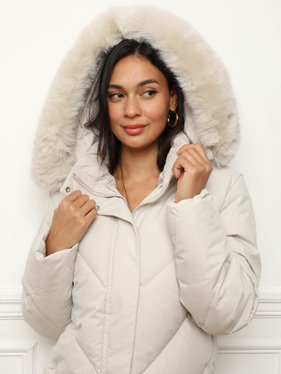 Doudoune à capuche en fausse fourrure