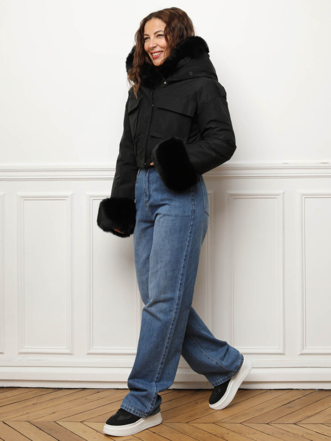 Parka courte à fausse fourrure