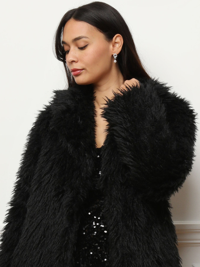 Manteau large en fausse fourrure