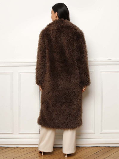 Manteau large en fausse fourrure