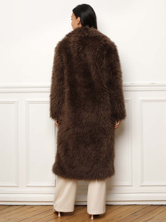 Manteau large en fausse fourrure