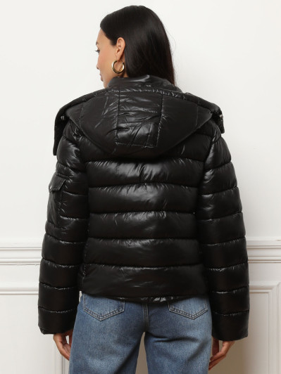 Doudoune courte à capuche