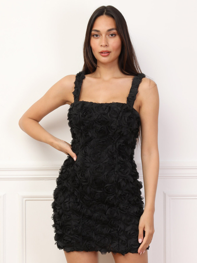 Robe ajustée en tulle fleurie