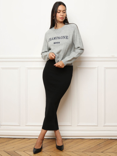 Pull à message brodé