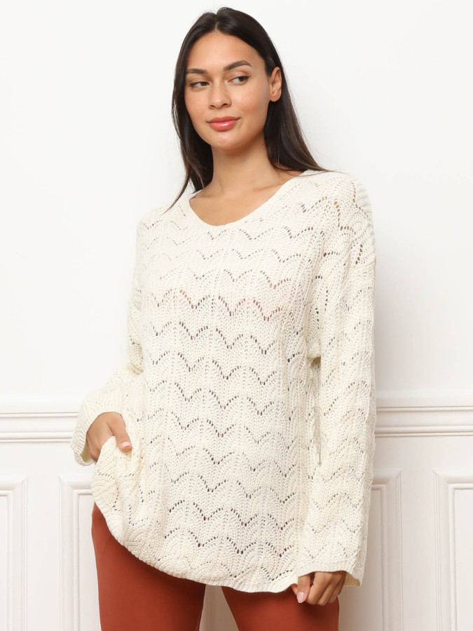 Pull long en crochet à manches papillons