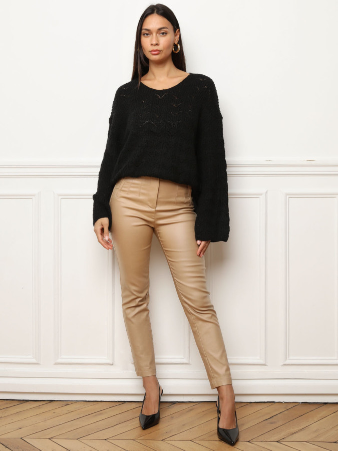 Pull long en crochet à manches papillons