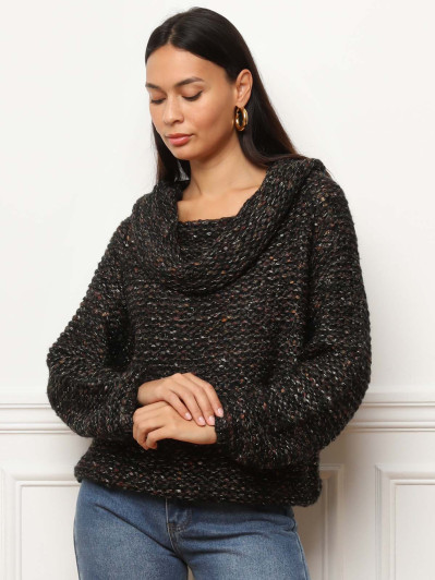 Pull à col bardot et fils pailletés