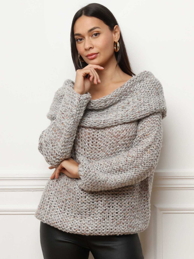 Pull à col bardot et fils pailletés