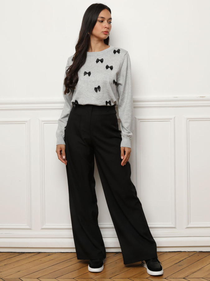 Pull à petits nœuds satinés