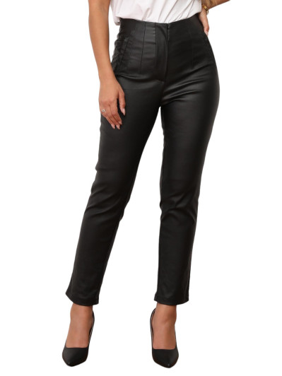 Pantalon enduit à coupe carotte