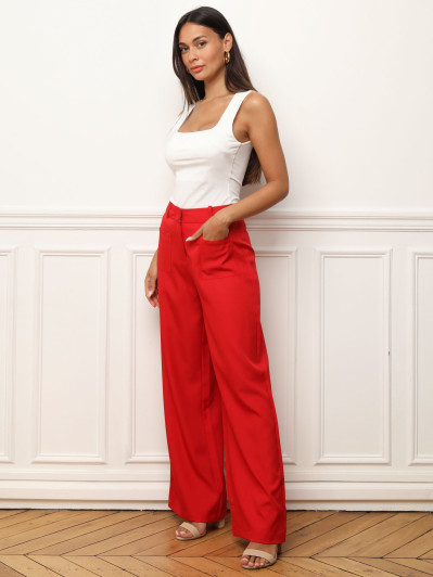 Pantalon droit à double poches plaquées