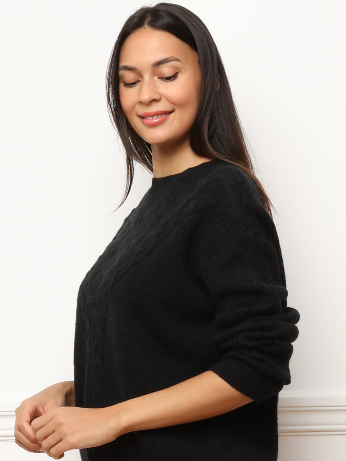 Pull en maille ajourée à motifs