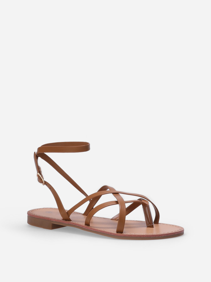 Nu-pieds à fines brides croisées