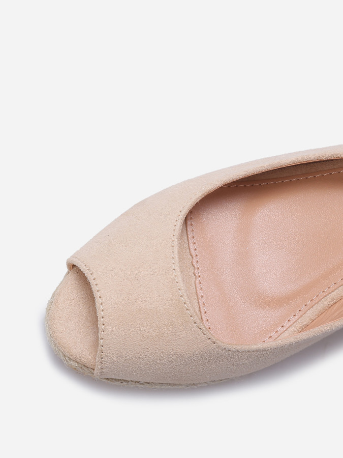 Sandales peep toes compensées