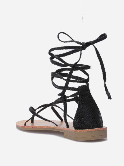 Nu-pieds avec brides croisées à nouer