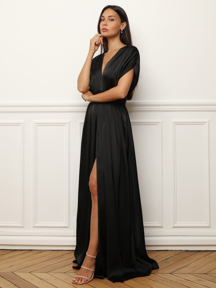 Robe satinée et froncée style portefeuille