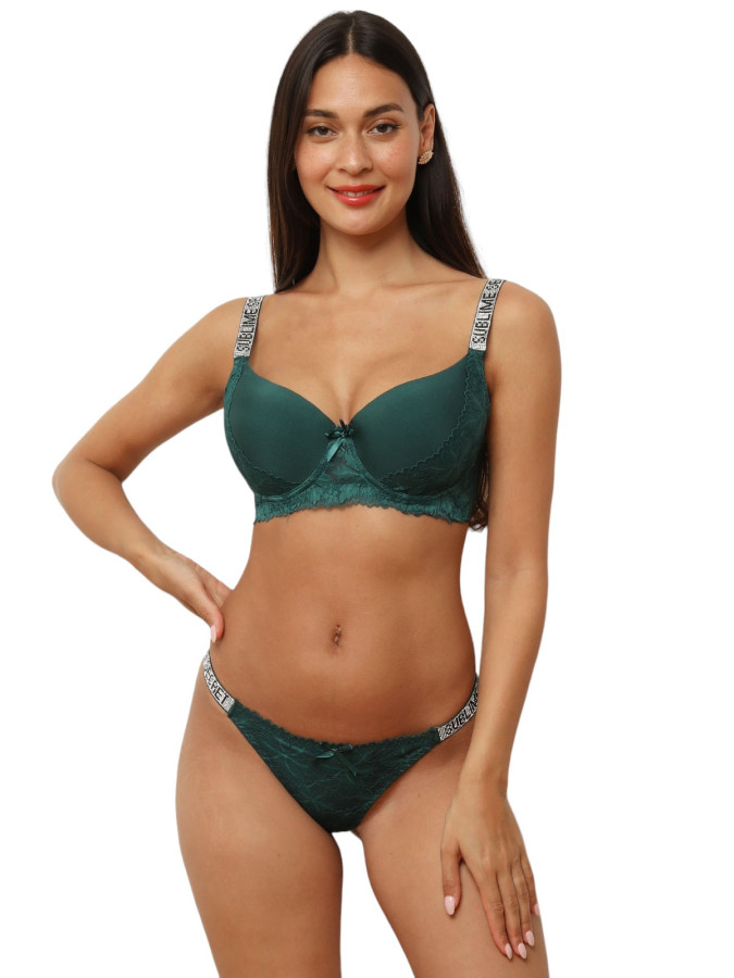 Ensemble en dentelle avec bretelles strass