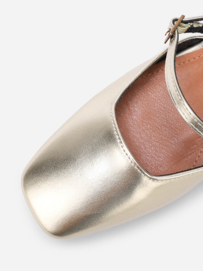 Escarpins multibrides à bout carré