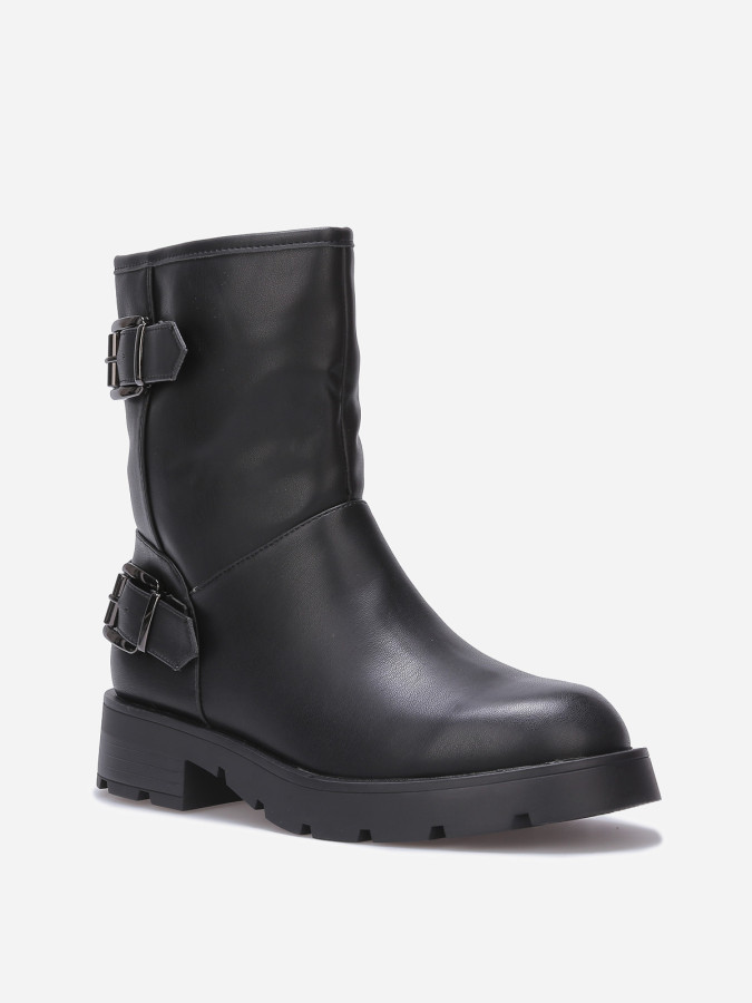 Bottines avec brides à boucle