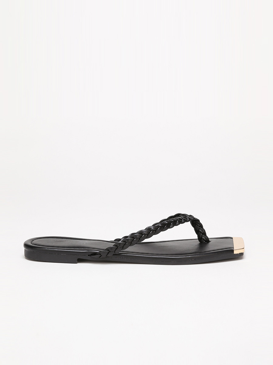 Tongs noires à bout carré avec détail doré