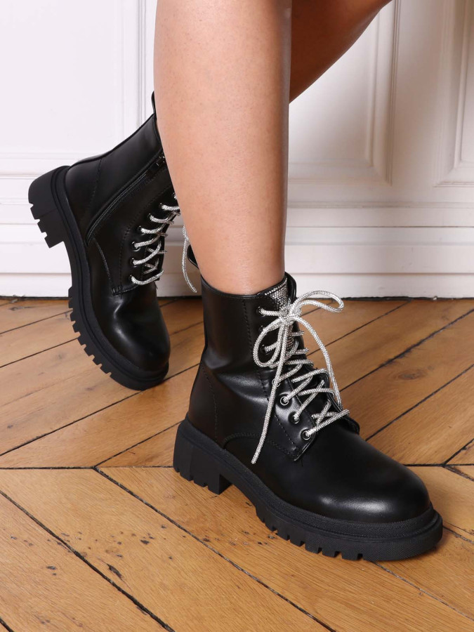 Rangers à strass et double lacets