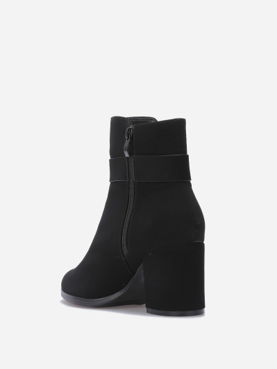 Bottines à bride et boucle bijou