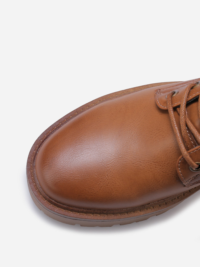 Rangers à semelle crantée