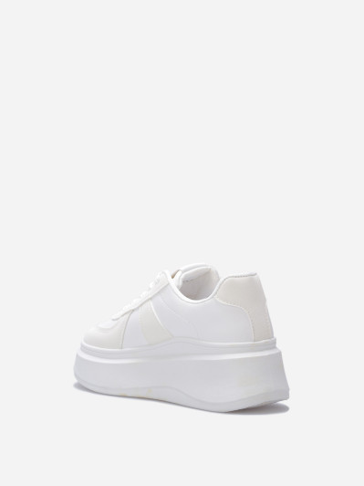 Baskets à plateforme compensée