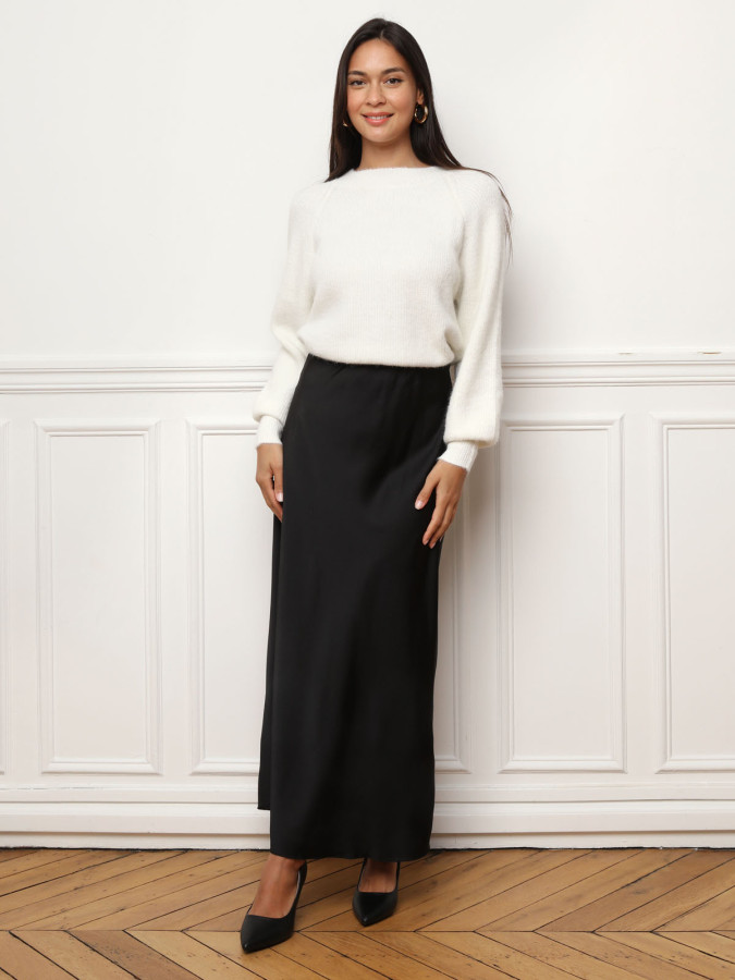 Jupe satinée longue et droite