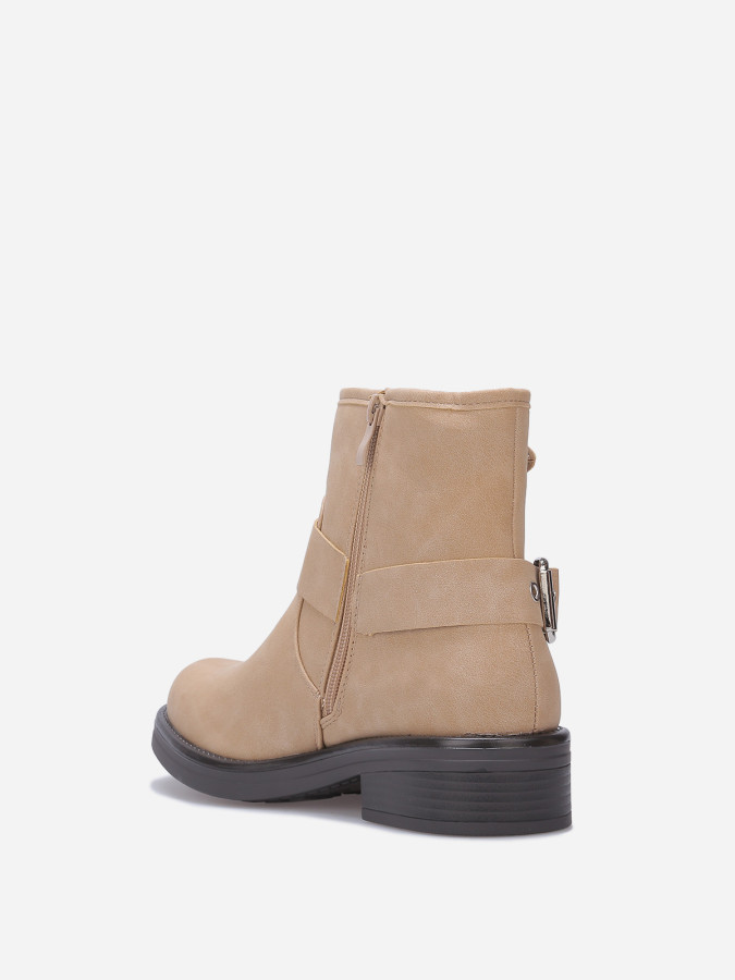 Bottines à effet mat pailleté avec boucles