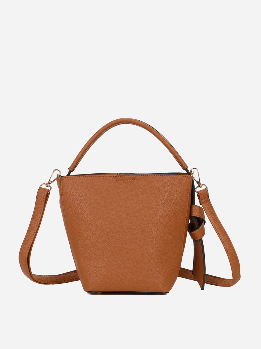 Sac seau rigide et texturé