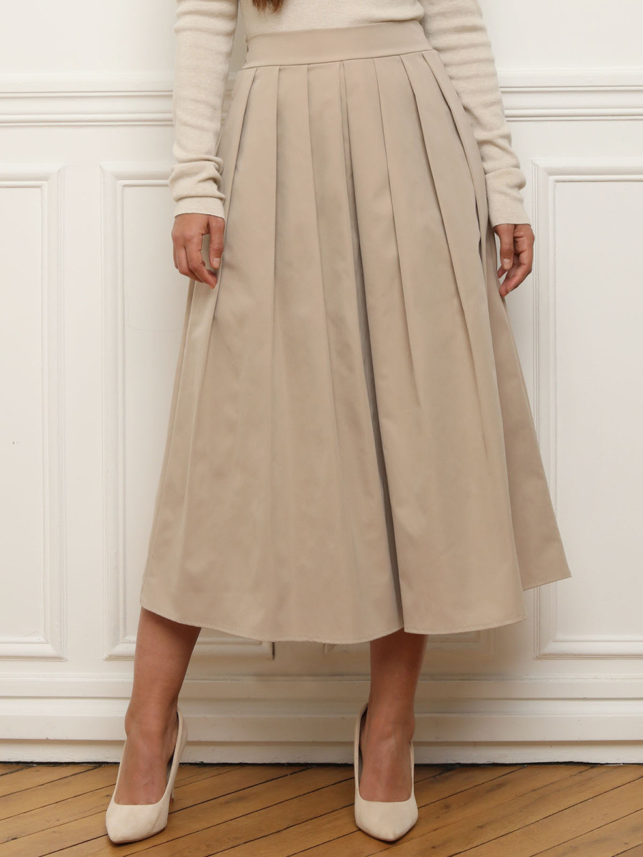 Jupe évasée et plissée