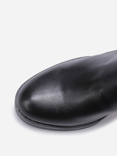 Bottines à talon carré avec boucle