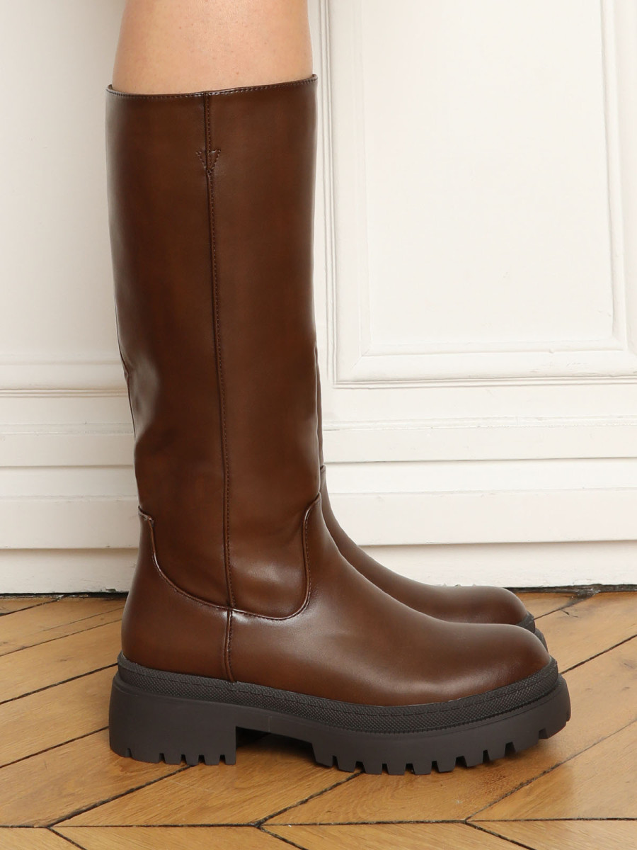 Bottes à semelle épaisse