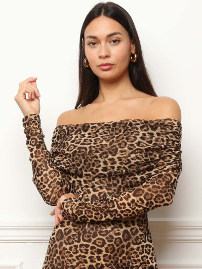 Robe à col bardot et imprimé animal