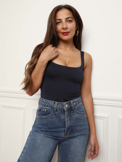 Body bleu moulant à col carré