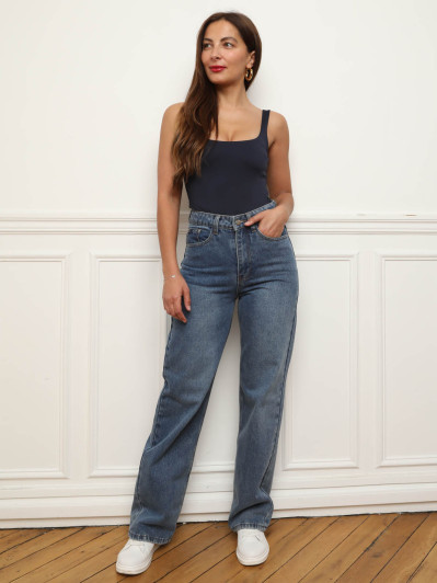 Body bleu moulant à col carré