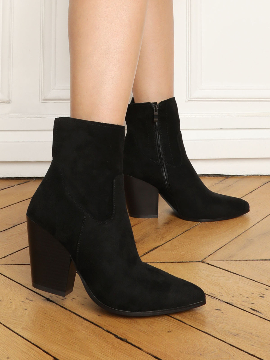 Bottines pointues avec talon large