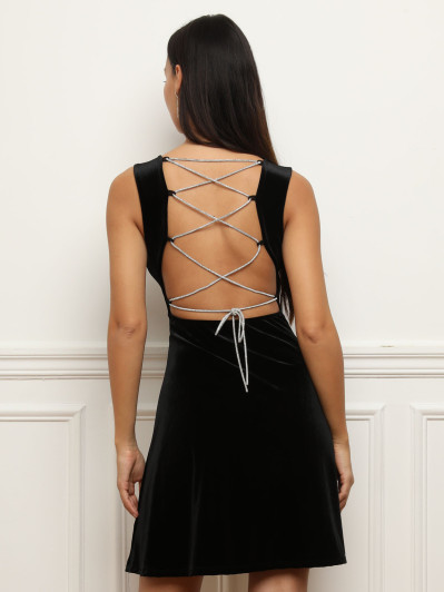 Robe en velours dos nu