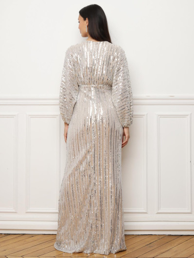 Robe longue beige en sequins à manches bouffantes