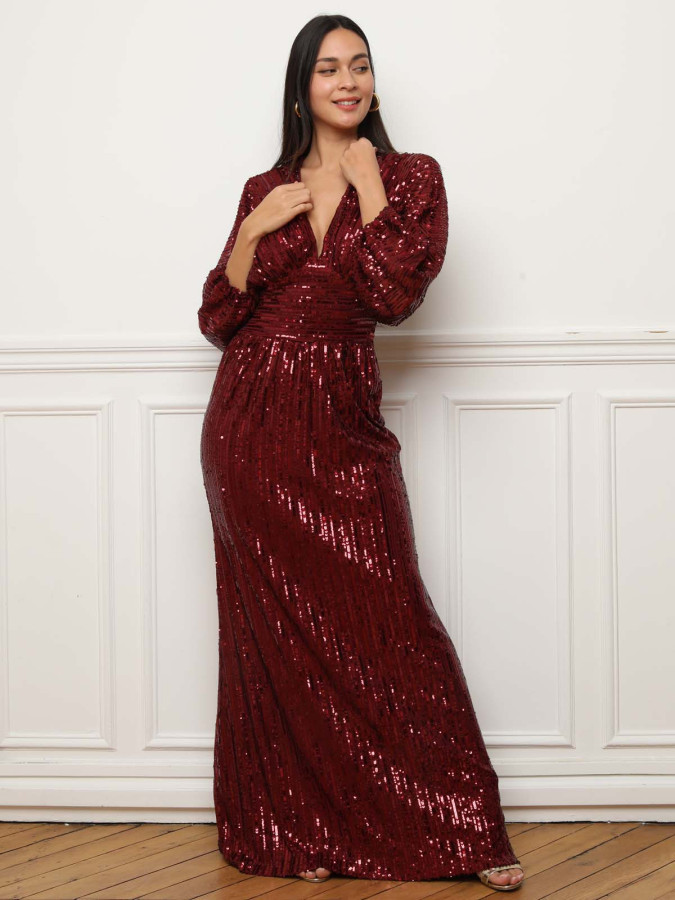 Robe longue bordeaux à sequins