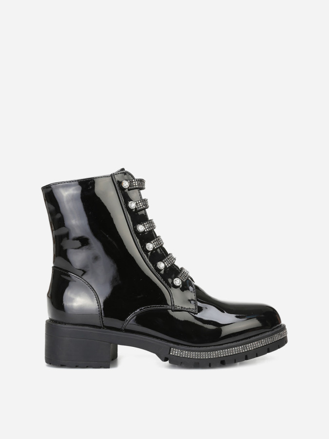 Rangers vernies noires à strass